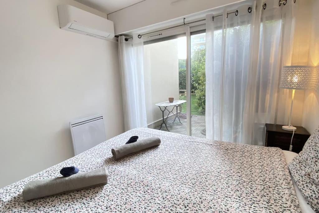 Rabiac - Charming 1 Bedroom With Private Garden Antibes Ngoại thất bức ảnh